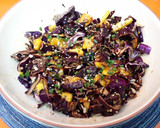 Foto del paso 5 de la receta: Ensalada de Mango y Lombarda con salsa de Soja y Arándanos