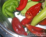A picture of step 3 of Pickled bull's horn peppers.