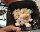 A picture of step 2 of Seafood Pasta.