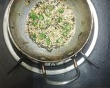 A picture of step 4 of खांडवी (khandvi recipe in marathi).