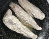 Foto del paso 2 de la receta: Filetes de merluza al limón