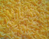 A picture of step 4 of Yummy Noodles with plantain.