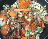 Foto del paso 6 de la receta: Pata y muslo con vegetales
