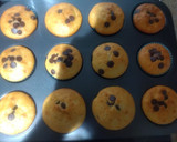 Foto del paso 6 de la receta: Magdalenas con pepitas de chocolate