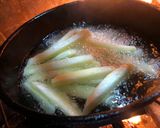 Foto del paso 3 de la receta: Papas fritas crujientes!!