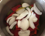 Foto del paso 3 de la receta: Aletría con alcachofas y costillejas