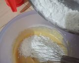 Foto langkah ke 3 dari resep Bolu karamel kukus (sarang semut).