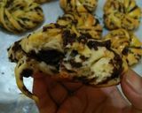 Foto langkah ke 11 dari resep Roti bunga meses coklat.