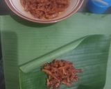 Foto langkah ke 5 dari resep Nasi Bakar Sambal Ikan Bilis.