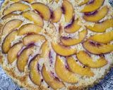 Une image de l'étape 6 de Gâteau aux pêches 🍑.