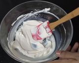 A picture of step 5 of Mango Cheesecake no bake.