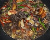 Foto langkah ke 2 dari resep Kangkung Saus Tiram.