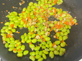 蒜香毛豆炒蝦仁