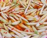 Foto langkah ke 3 dari resep Asinan mangga muda pedes manis.
