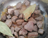 Foto del paso 5 de la receta: Carne guisada con tomate