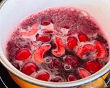 Hình bước làm 3 của món 🌱 Nước Giải Khát Cherry Nấu Rượu Vang Đỏ Hạt Chia