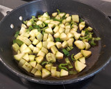 Foto del paso 6 de la receta: Pasta con gambones y verduras