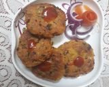 A picture of step 7 of Leftover chapati cutlet.