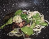 Foto langkah ke 3 dari resep Cumi Udang Saus Padang.