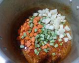 A picture of step 2 of Vegetable Kurma.
