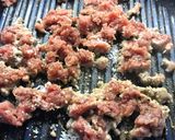 Foto del paso 3 de la receta: Molida de res con cebolla y cuaresmeños. 100% libre de grasa