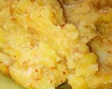 A picture of step 1 of Potato balls.