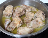 Foto del paso 1 de la receta: Conejo en salsa de tomate