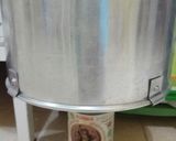 Foto langkah ke 6 dari resep Caramel Chiffon Cake.