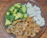Foto del paso 5 de la receta: Bowl de quinoa y camarones