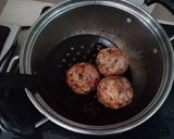 Hình bước làm 4 của món Bò băm viên sốt teriyaki