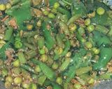 A picture of step 4 of Tadka Green pulao.