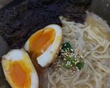 Foto langkah ke 4 dari resep Ramen jepang halal.