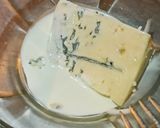 Foto del paso 1 de la receta: Hamburguesa con cebolla caramelizada y roquefort