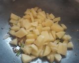 A picture of step 3 of Hari Matar ki Ghugni (Green Pea Ghugni).