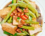 Hình bước làm 3 của món Tàu hủ đậu tây kho tương hột (món chay)
