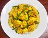 Hình bước làm 3 của món Mực Xào Cà Ri Sả Ớt 🦑