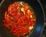 Foto del paso 3 de la receta: Calamares guisados con guarnición de arroz