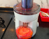 பீட்ரூட் கேரட் &ஆரஞ்சில் செய்த detox juice ரெசிபி ஸ்டேப் 3 புகைப்படம்