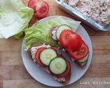 Foto langkah ke 3 dari resep Tuna Yogurt Sandwich #diet.