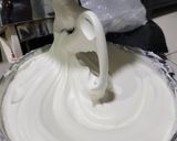 Foto langkah ke 3 dari resep Milky Buttercream Shining Simple.