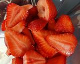 Foto del paso 2 de la receta: Torta corazón de frutillas