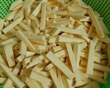 Hình bước làm 1 của món Khoai lang chiên