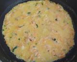 Foto langkah ke 2 dari resep Telur gulung kepiting.