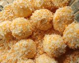 Foto langkah ke 6 dari resep Bolabola kentang mozzarela.