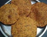 A picture of step 6 of Moong dal ke churi ki bani puri (jise rajasthan mein churi ke hte h) ki puri.