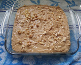 A picture of step 8 of Dates cake.