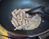 Foto langkah ke 2 dari resep Beef Enoki.