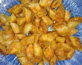 Foto langkah ke 6 dari resep Kripik Kulit Lumpia Pedas Nyami 😋.