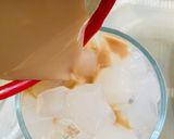 Foto langkah ke 3 dari resep Es Susu Nata De Coco.