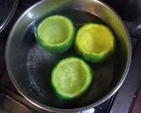 Foto del paso 2 de la receta: Zapallitos rellenos de choclo, brócoli y huevo